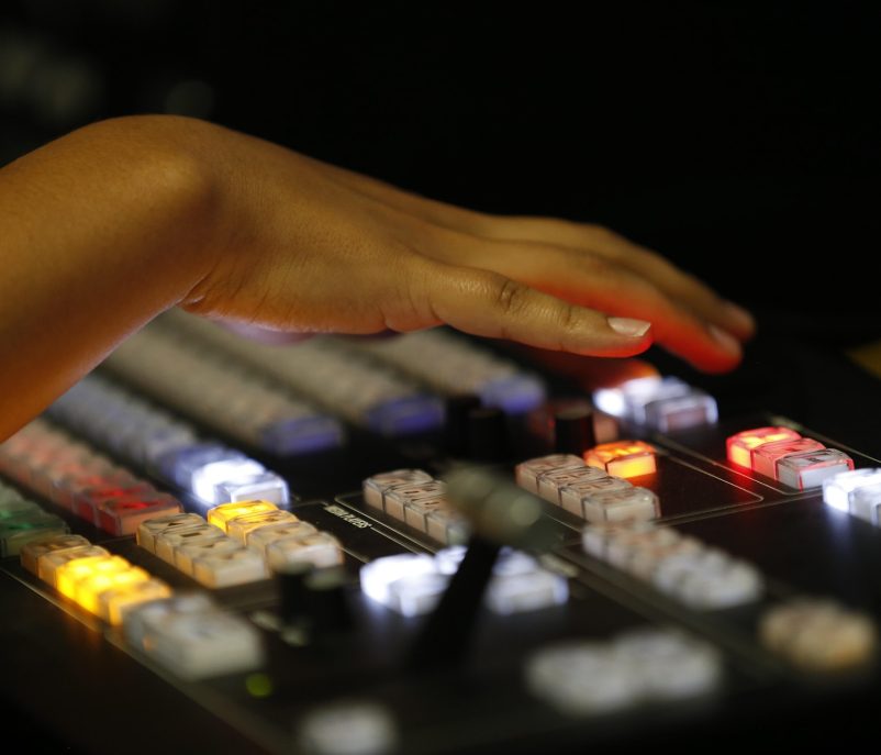 MULTICAM_tricaster-4375908_1920