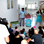 הופעה של מיקי ונתן בנתניה - מאחורי הקלעים