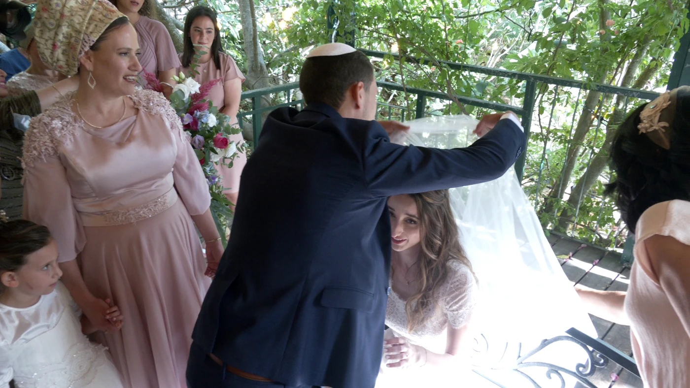 WEDDING_vlcsnap-2020-06-15-14h58m31s790